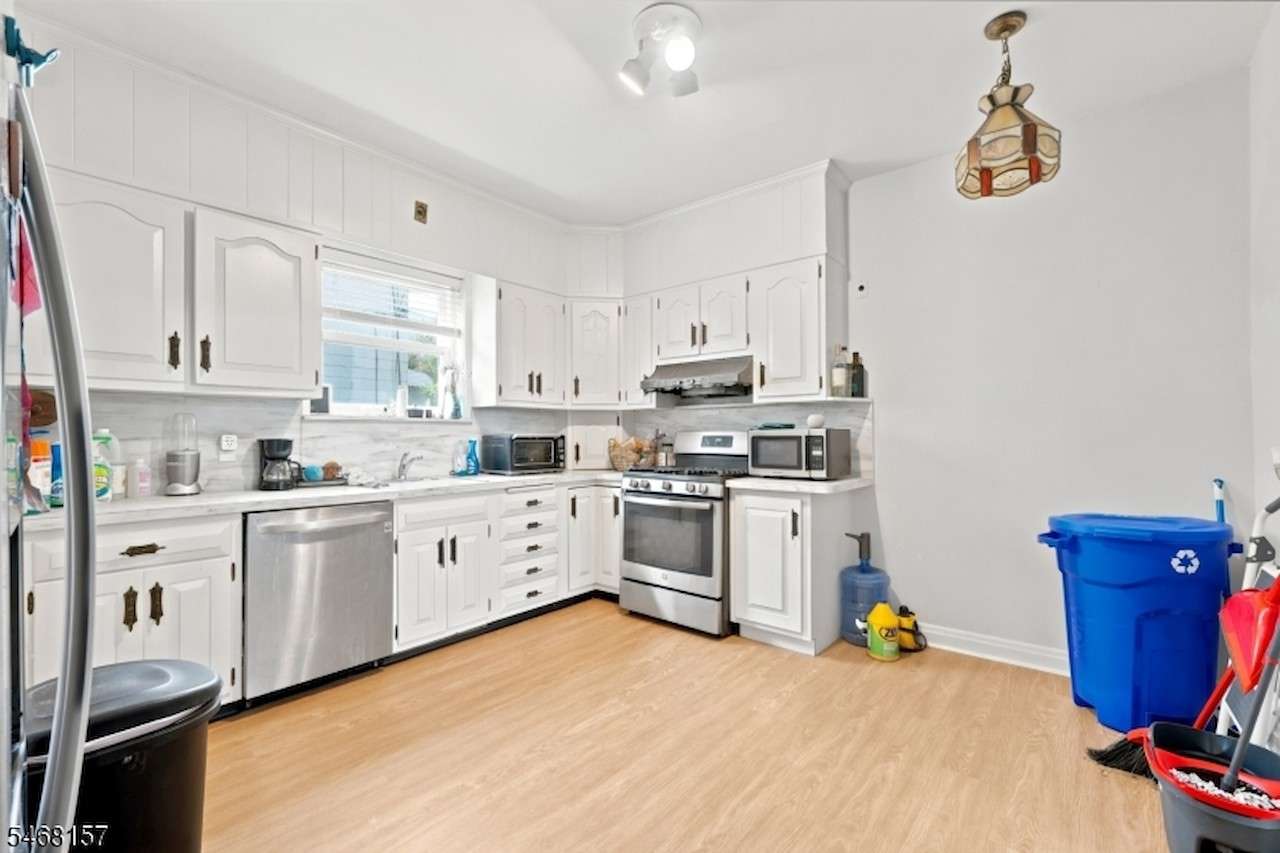 50 Maple St, Bloomfield, photo 5