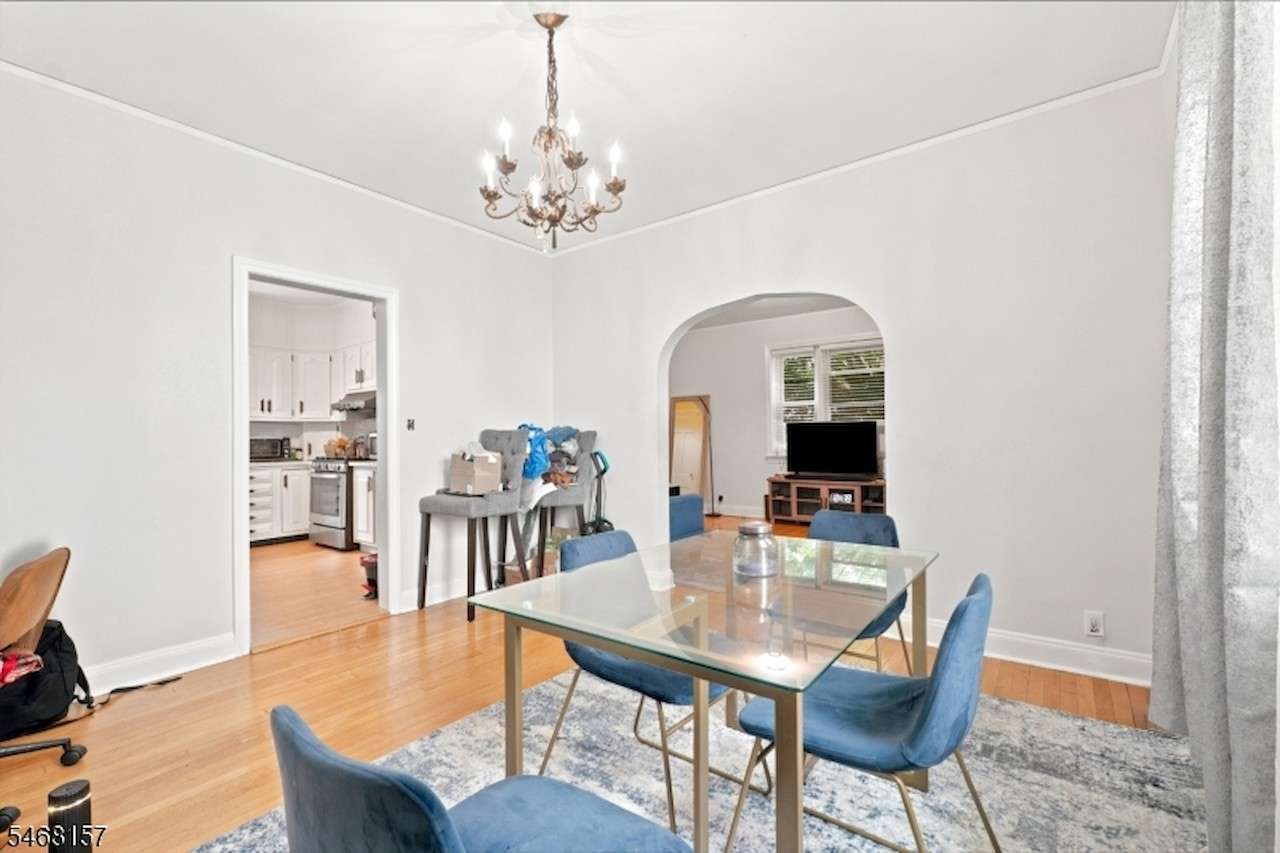 50 Maple St, Bloomfield, photo 9