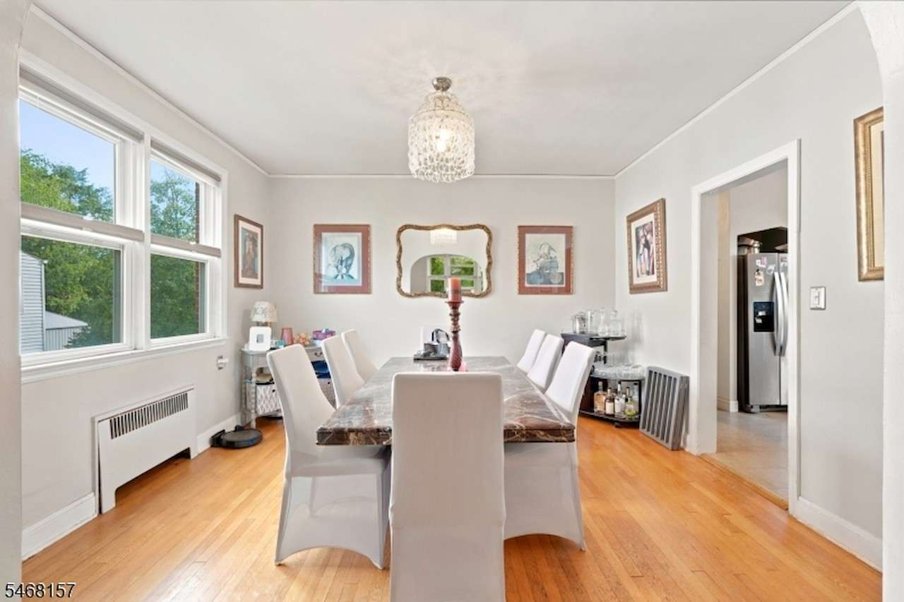 50 Maple St, Bloomfield, photo 16