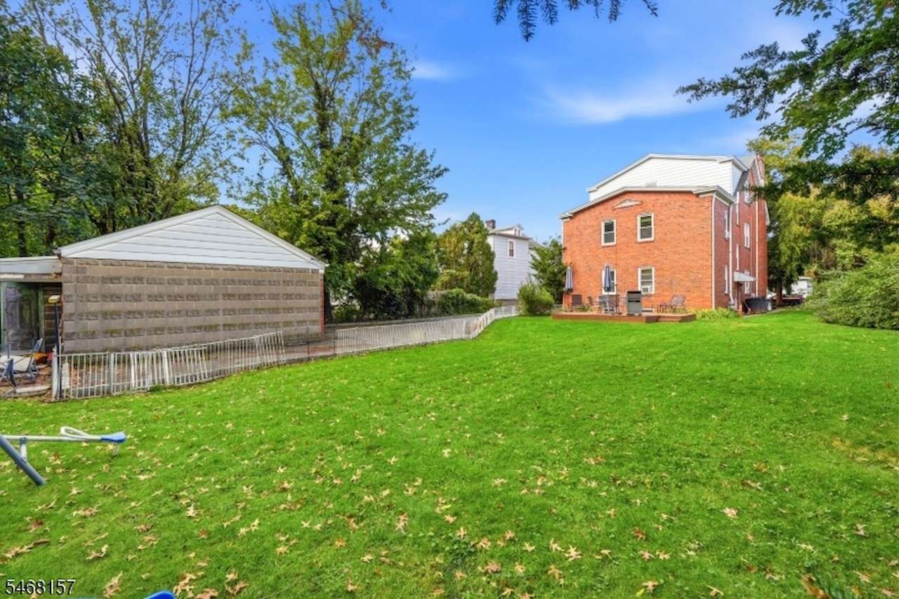 50 Maple St, Bloomfield, photo 35