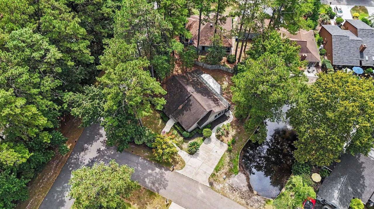 100 Hickory Dr, photo 4