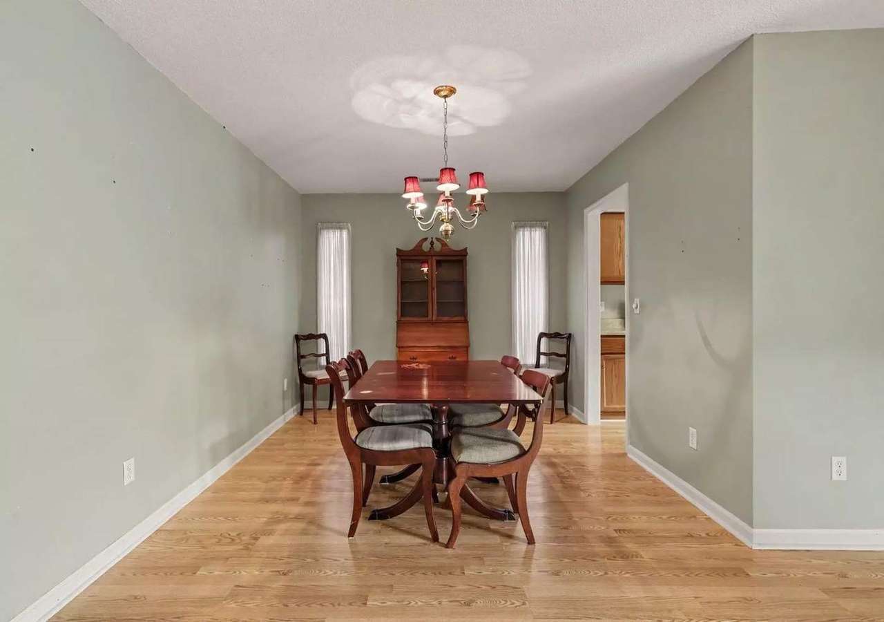 101 Moss Circle, photo 12