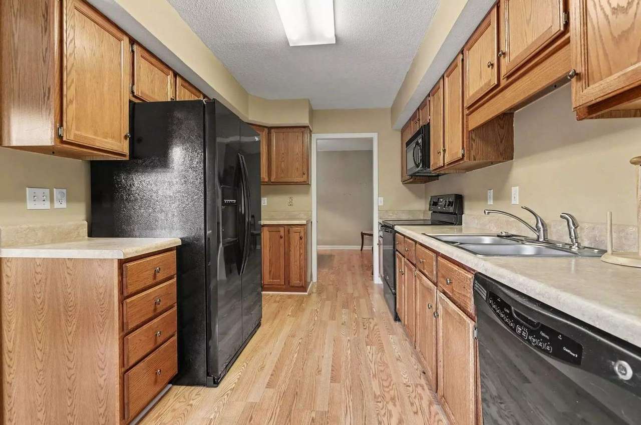 101 Moss Circle, photo 14