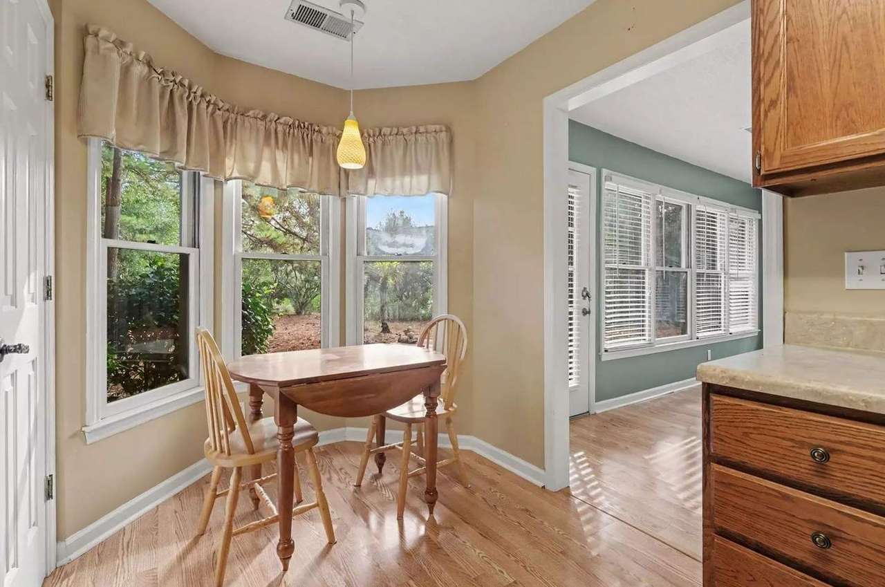101 Moss Circle, photo 16