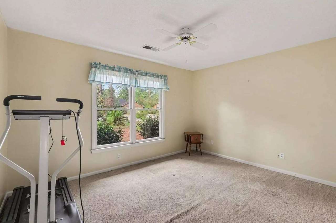 101 Moss Circle, photo 24