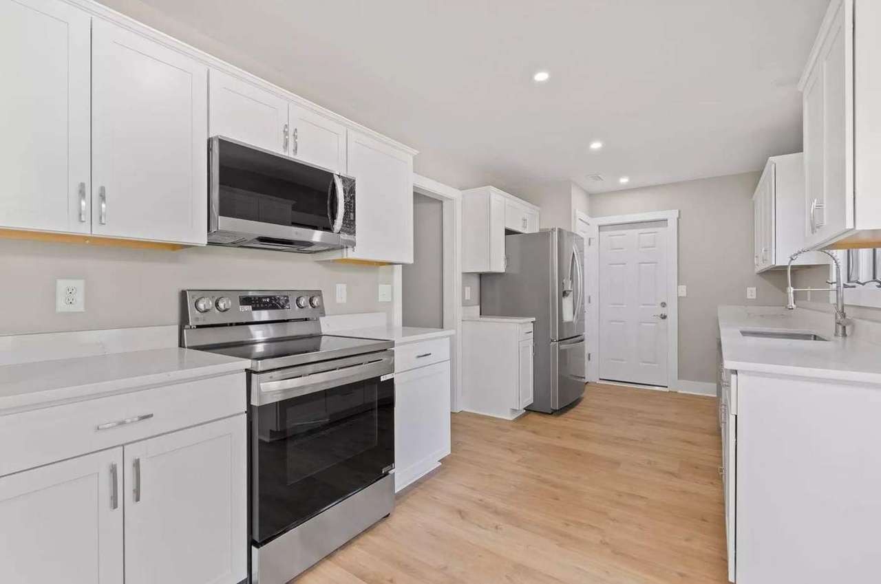 105 Moss Circle, photo 8