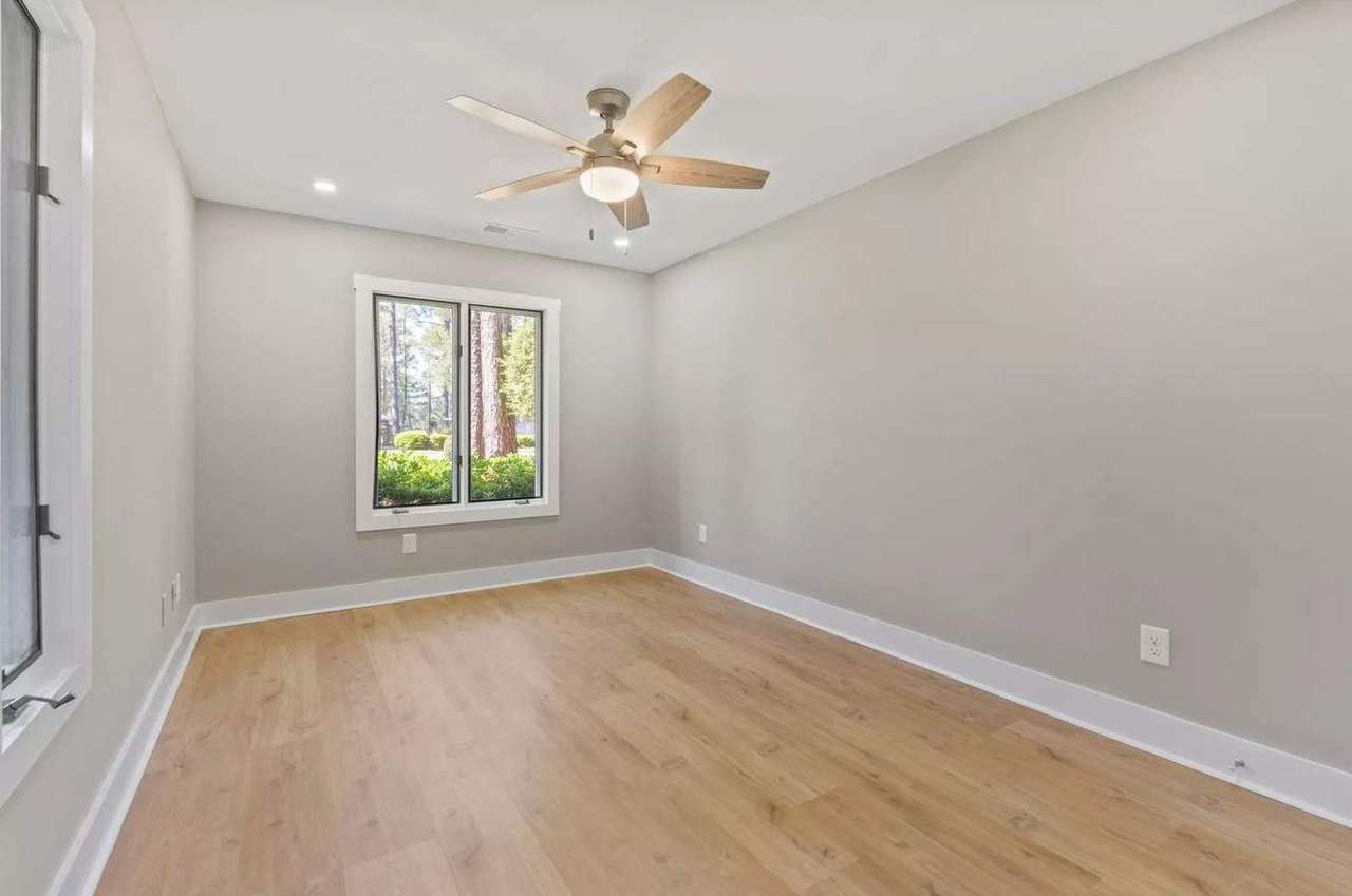 105 Moss Circle, photo 15