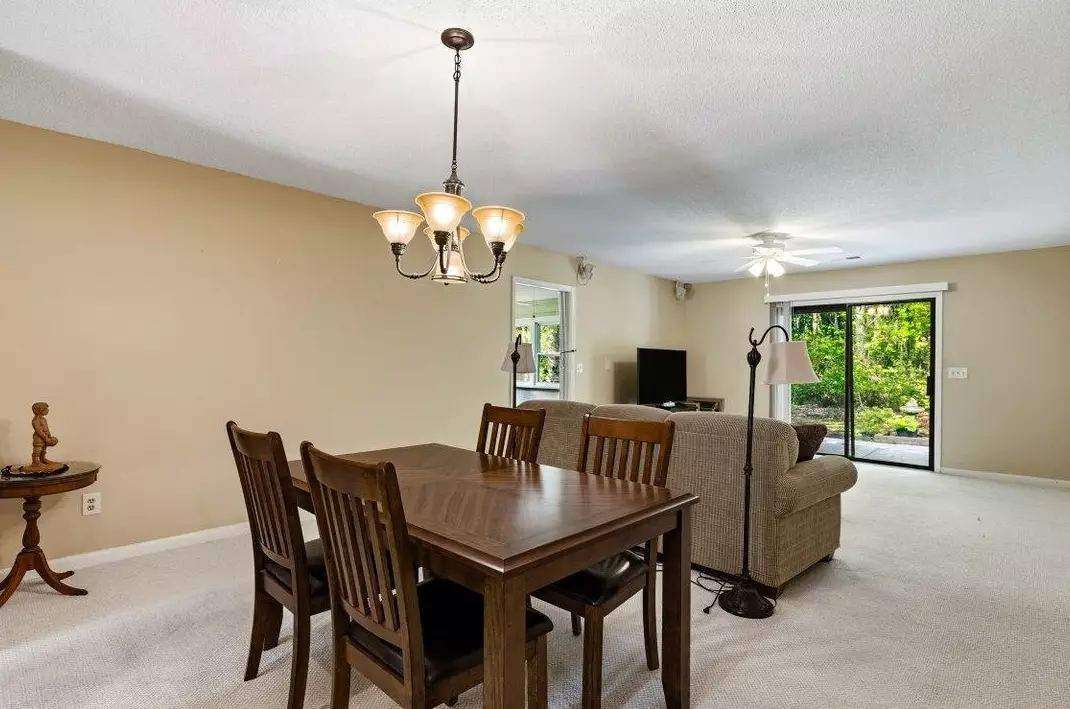 107 Mayberry Ln, photo 5