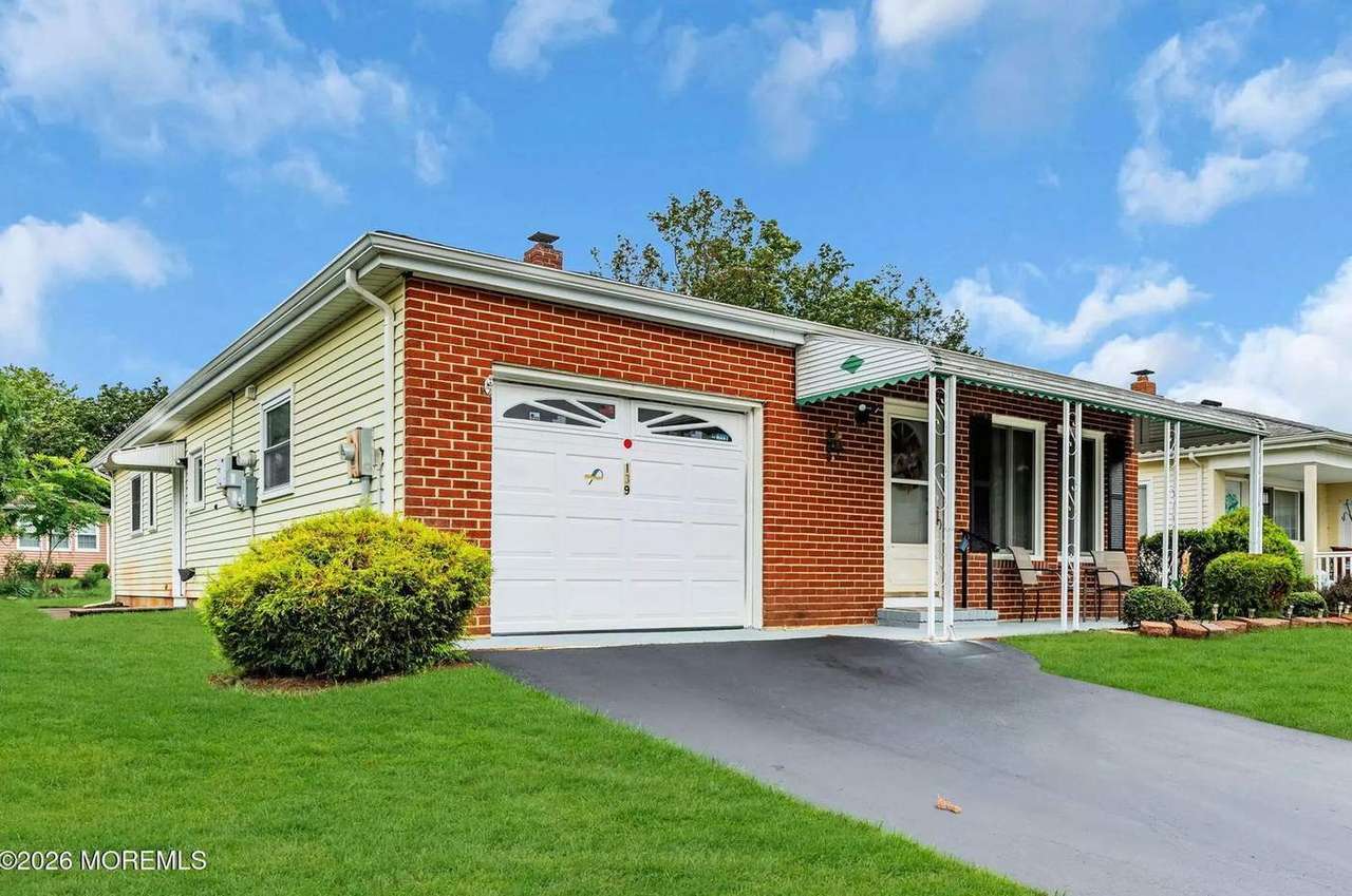 139 Bonaire Dr, photo 2