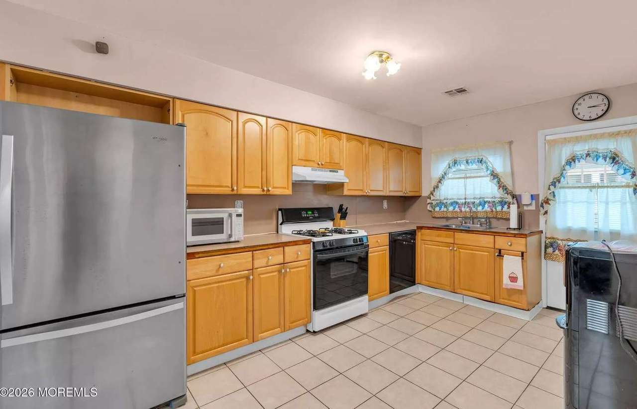 139 Bonaire Dr, photo 18
