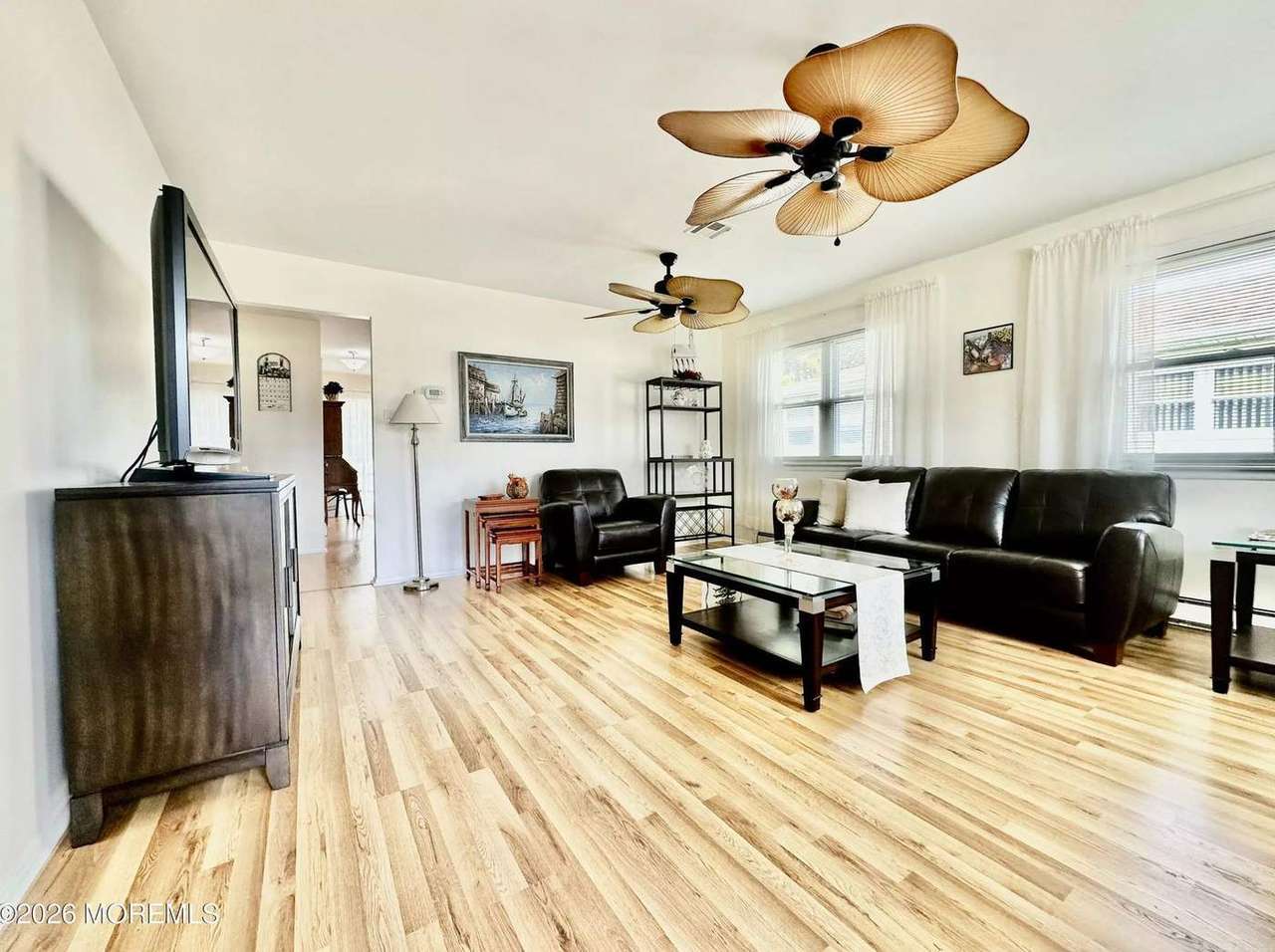 10 Biscayne St, photo 11