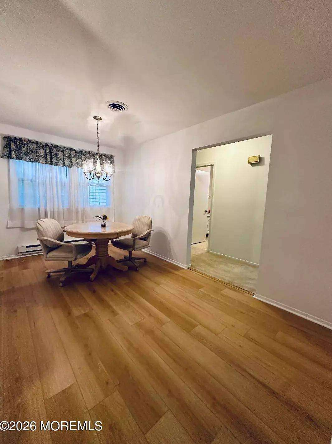 24 Orchard Dr, photo 9