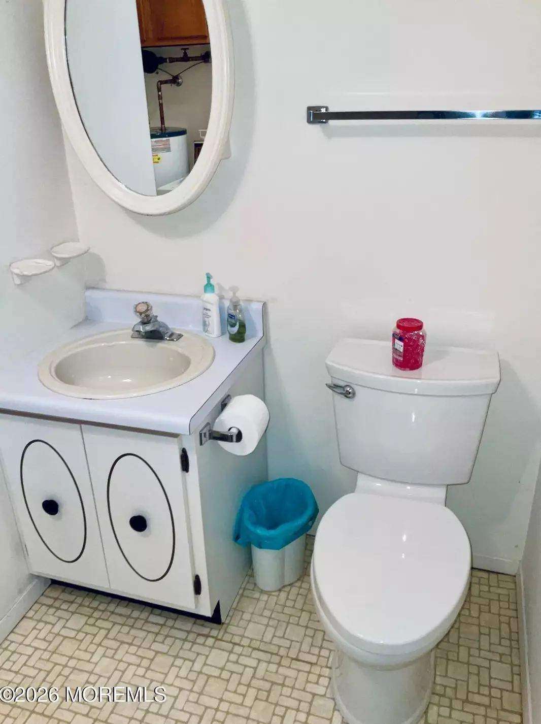 24 Orchard Dr, photo 17