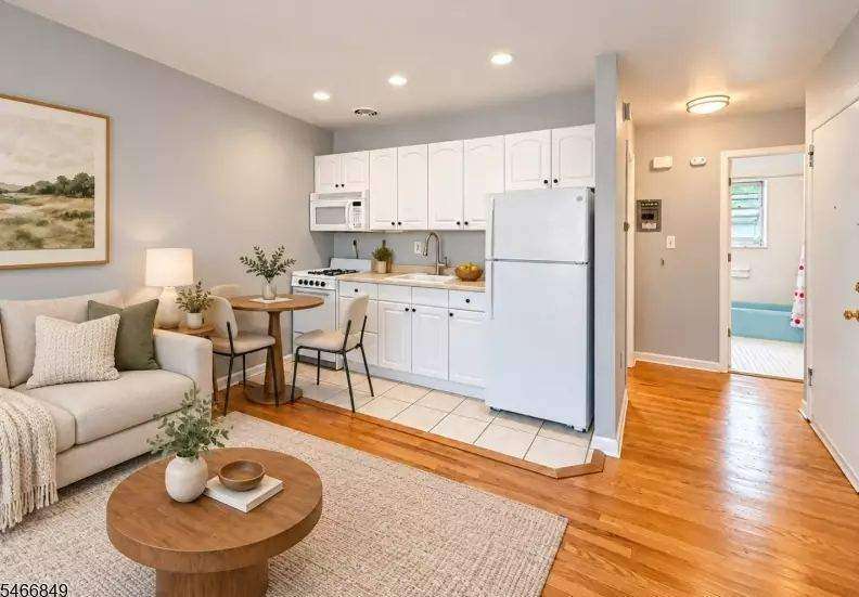 640 Franklin Ave #2K, photo 5