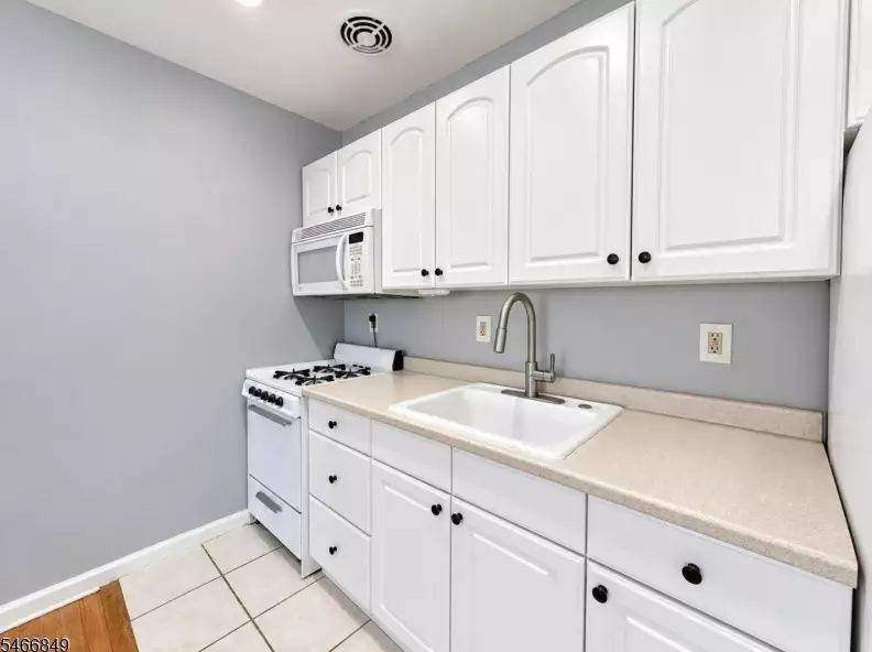 640 Franklin Ave #2K, photo 9