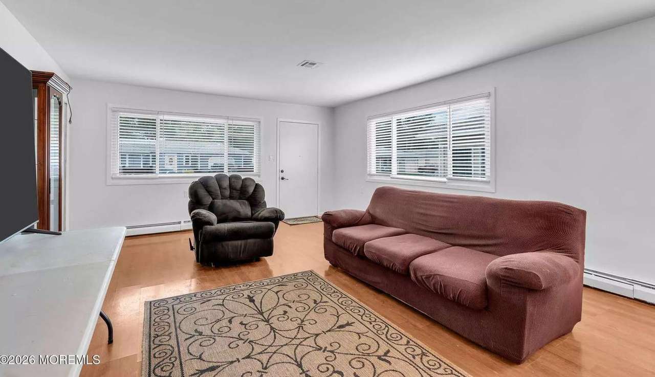 225 Fort De France Ave, photo 6