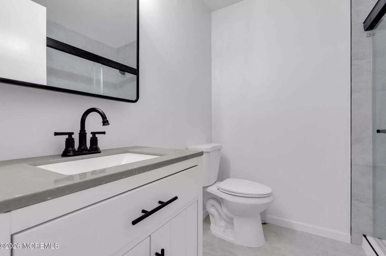 225 Fort De France Ave, photo 16