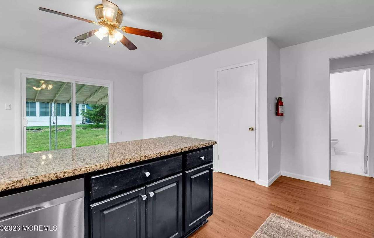 225 Fort De France Ave, photo 25