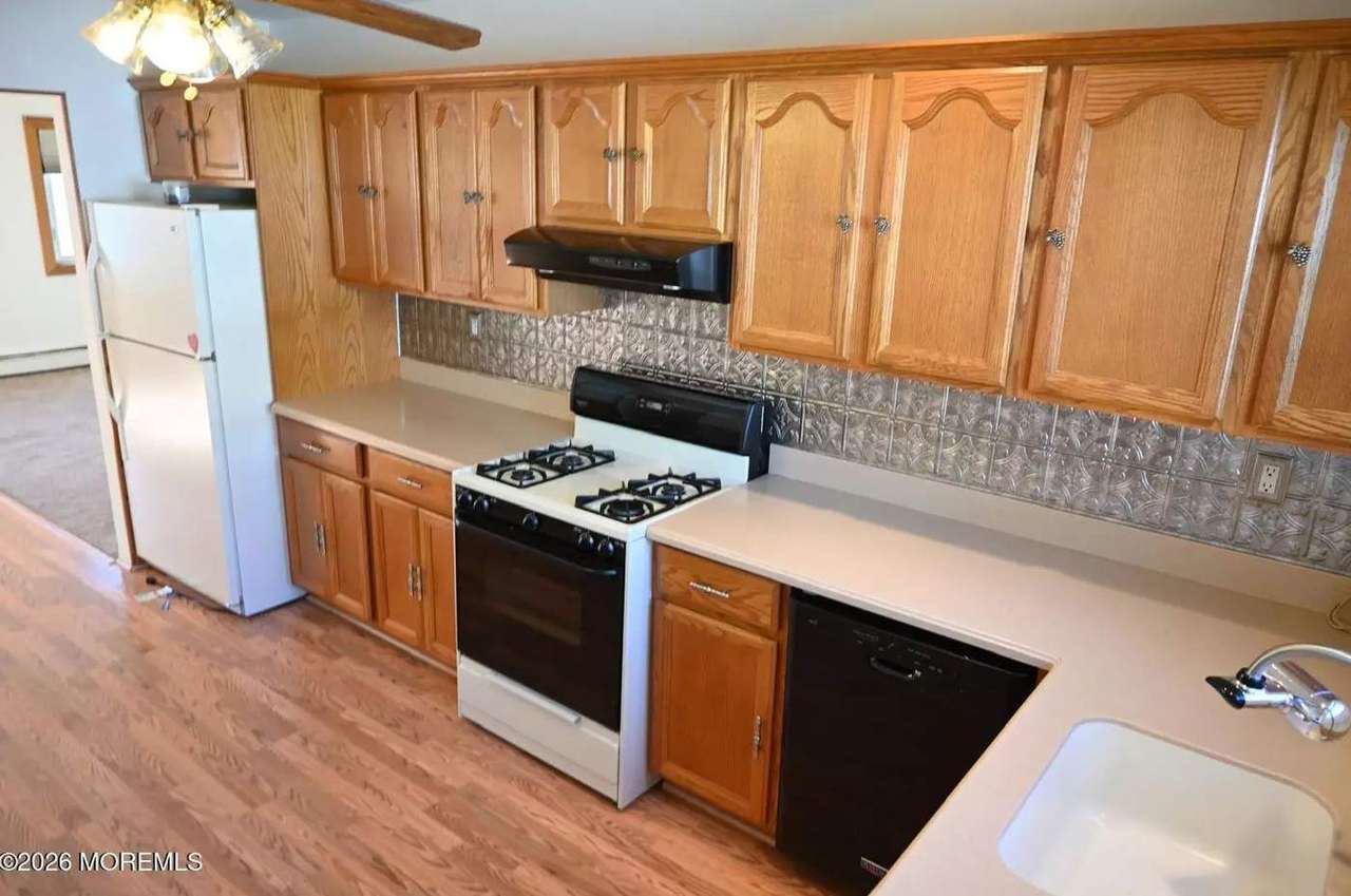 348 Costa Mesa Dr, photo 4