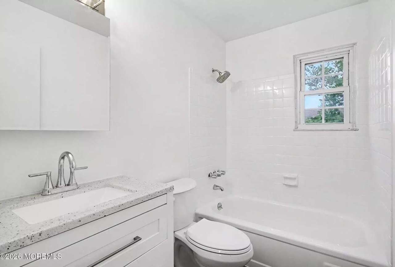192 Sawmill Rd #B, photo 30