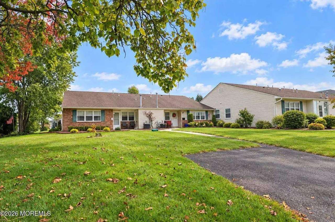 37 Haven Dr, photo 4