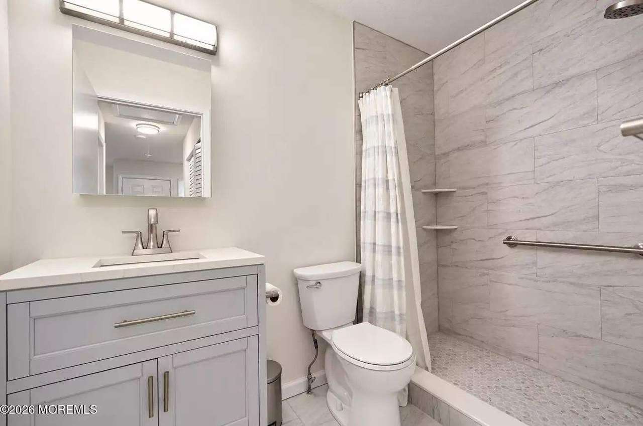 37 Haven Dr, photo 16
