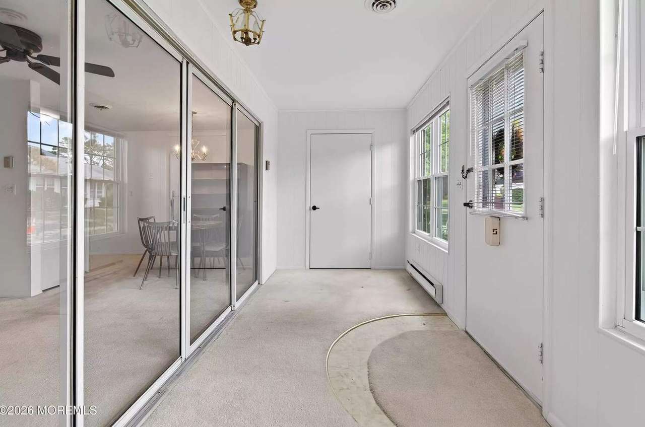 11C Cambridge Cir, photo 29