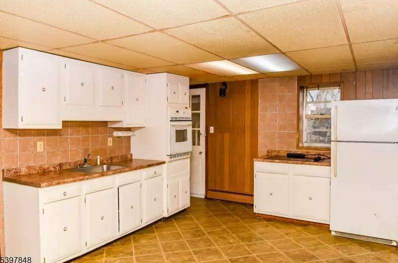 213 Otterhole Rd, photo 8