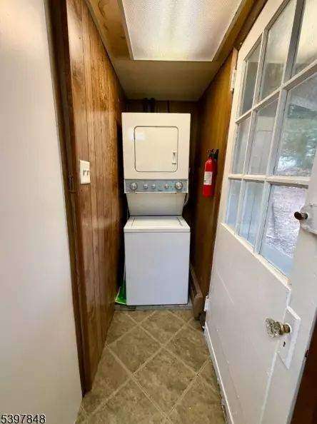 213 Otterhole Rd, photo 23