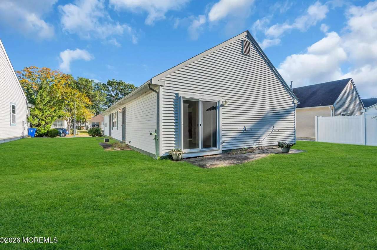 2381 Mt Hood Ln, photo 19