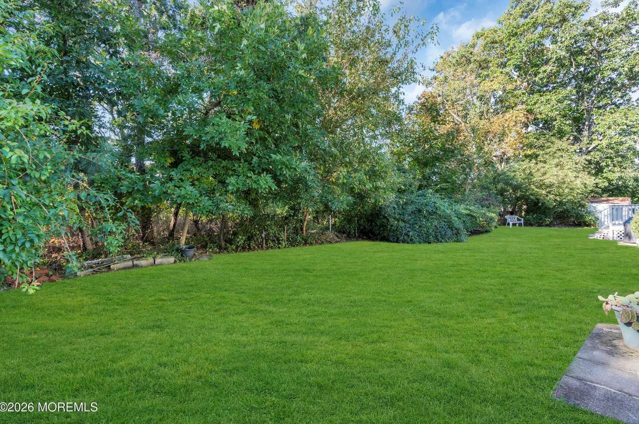 2381 Mt Hood Ln, photo 20