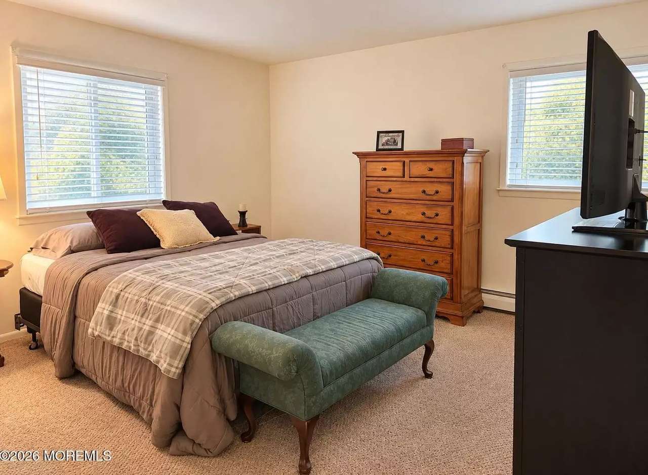 71 Guadeloupe Dr, photo 11