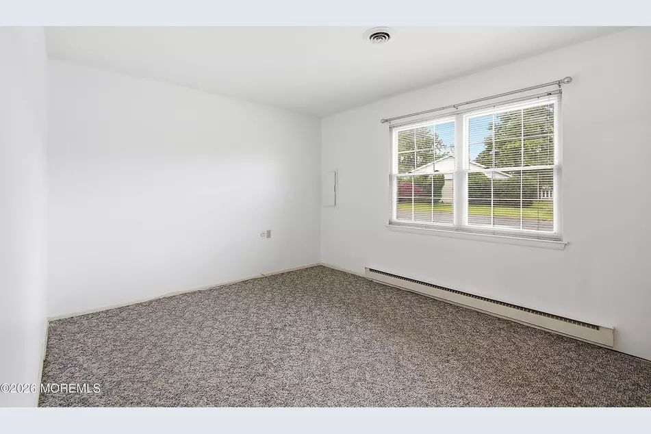 45D Edinburgh Ln, photo 9