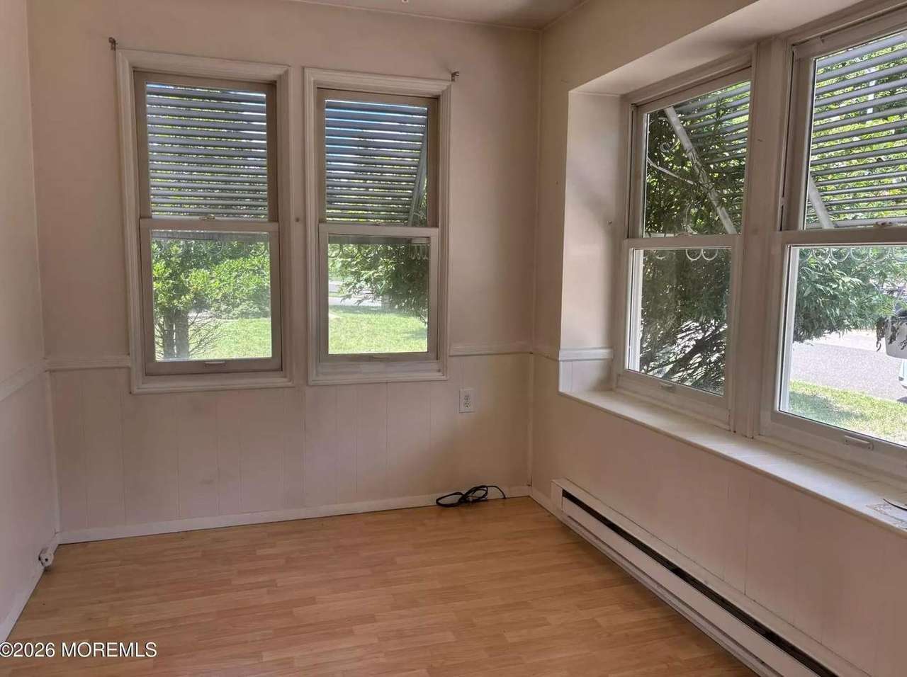 16 Milford Ave, photo 6