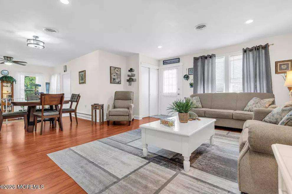 5 Winthrop Pl #B, photo 4