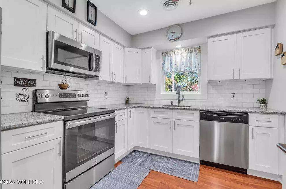 5 Winthrop Pl #B, photo 8