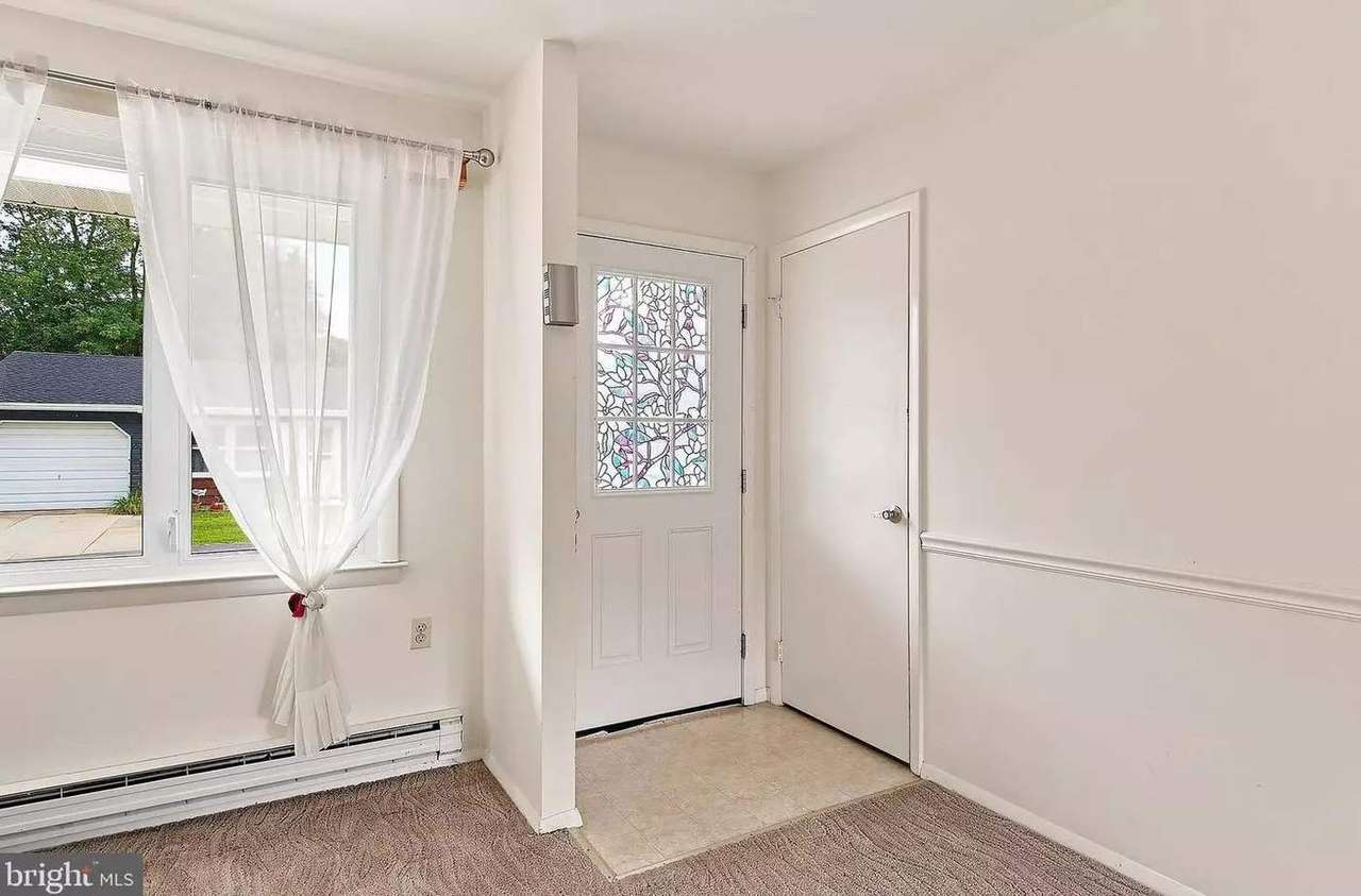 65 Norwalk Ave, photo 3