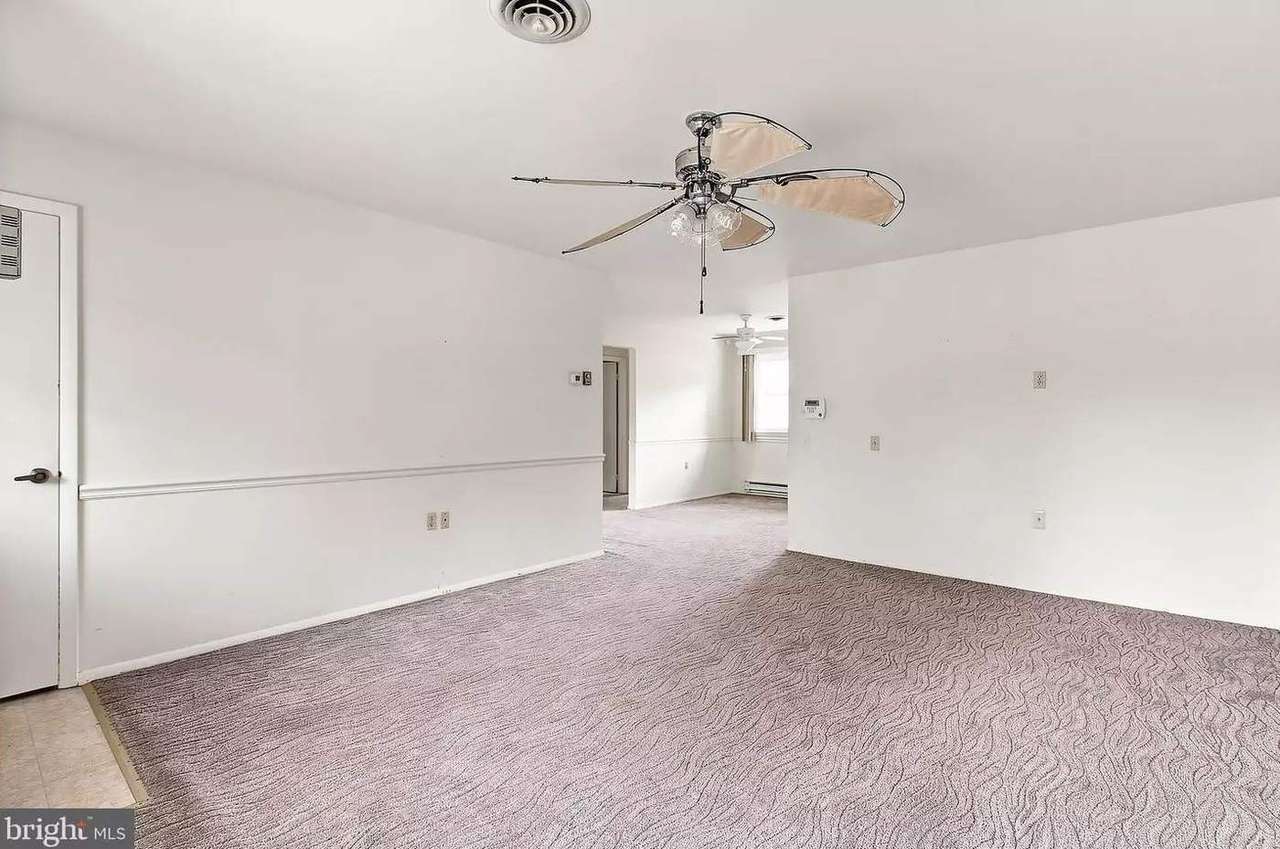65 Norwalk Ave, photo 4