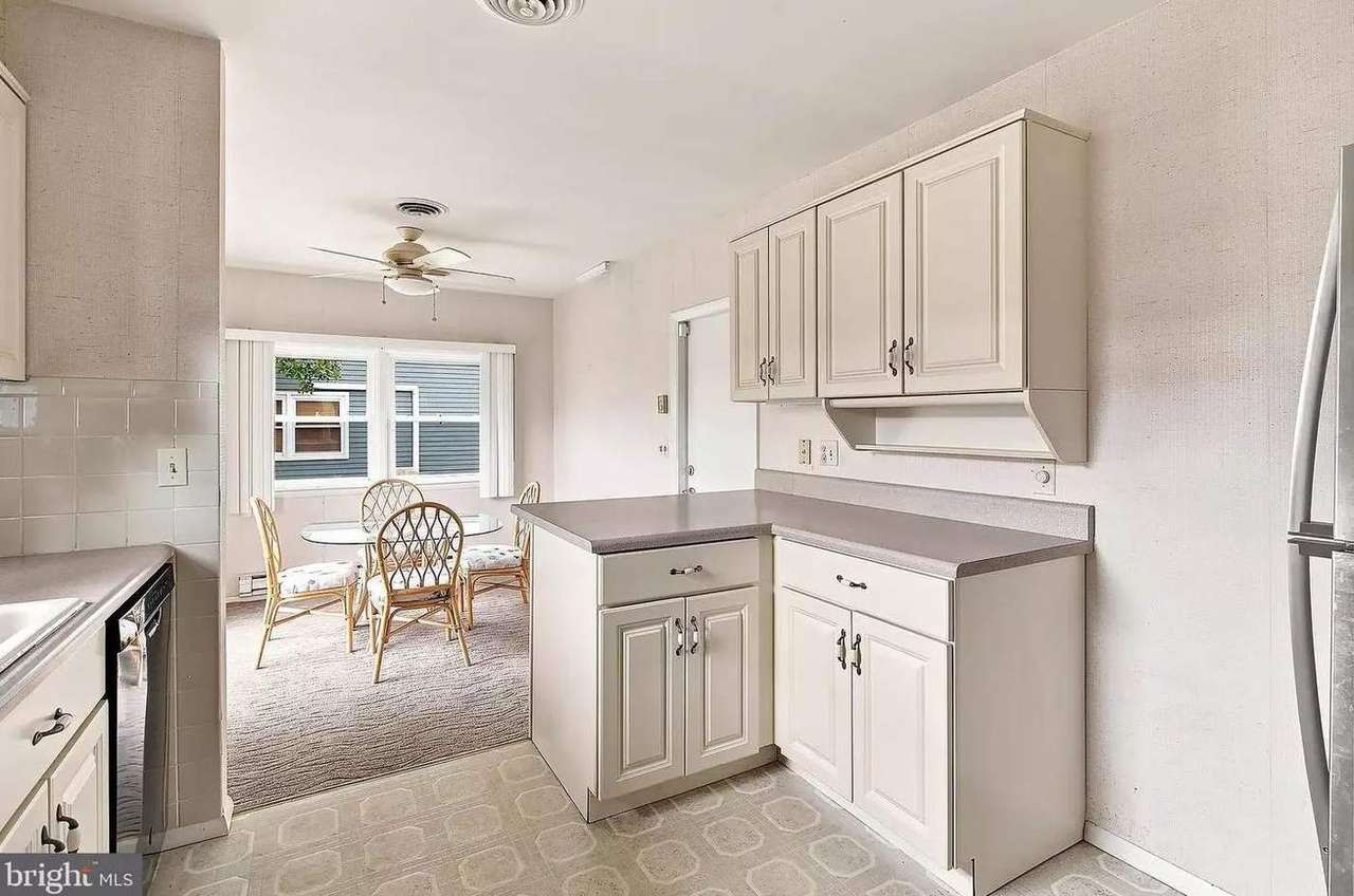 65 Norwalk Ave, photo 8