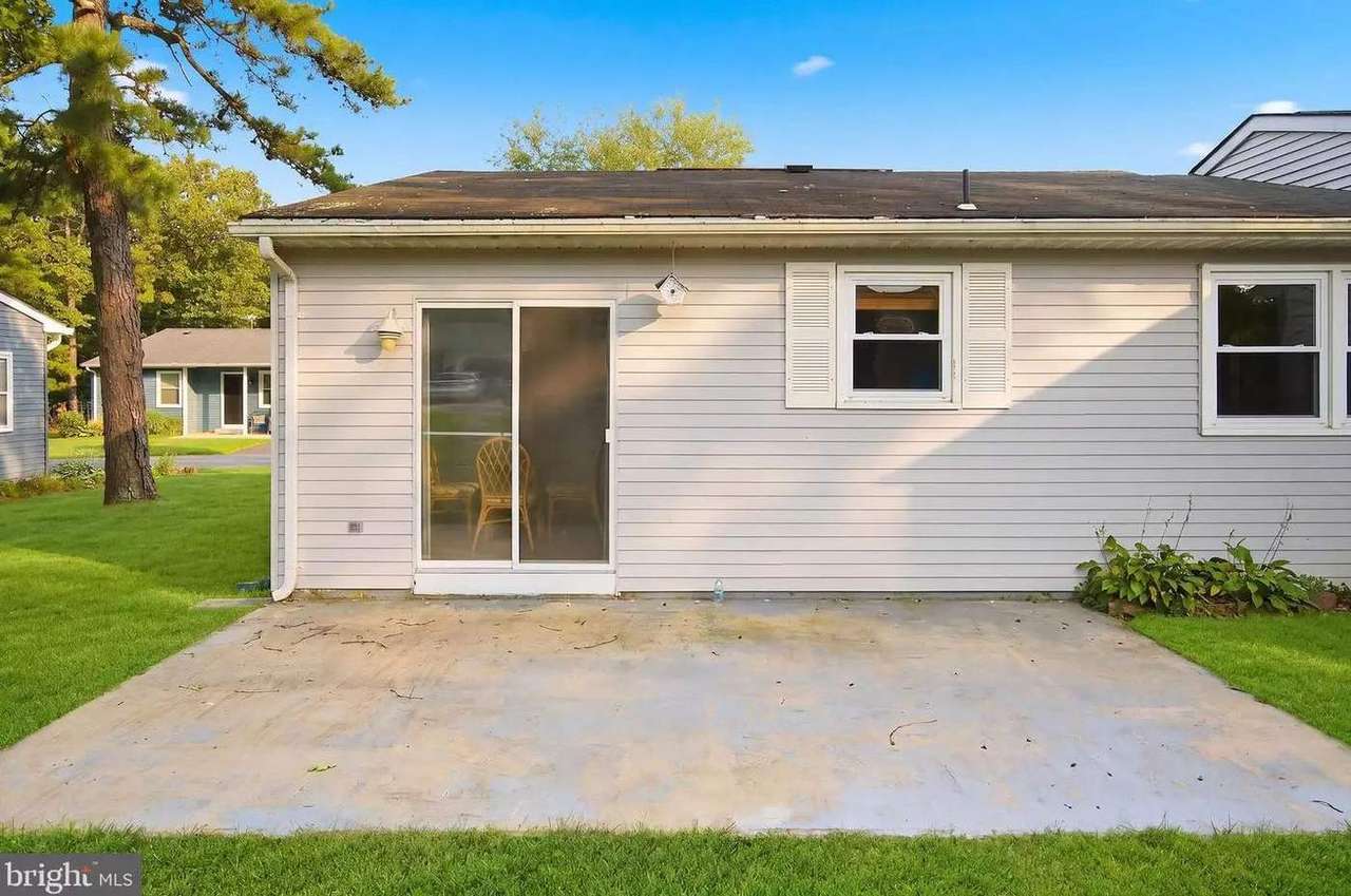 65 Norwalk Ave, photo 19