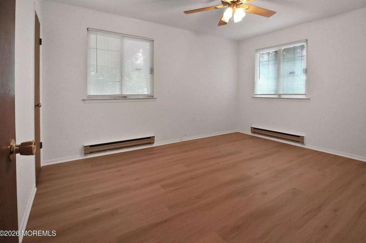 8A Quincy Dr, photo 18