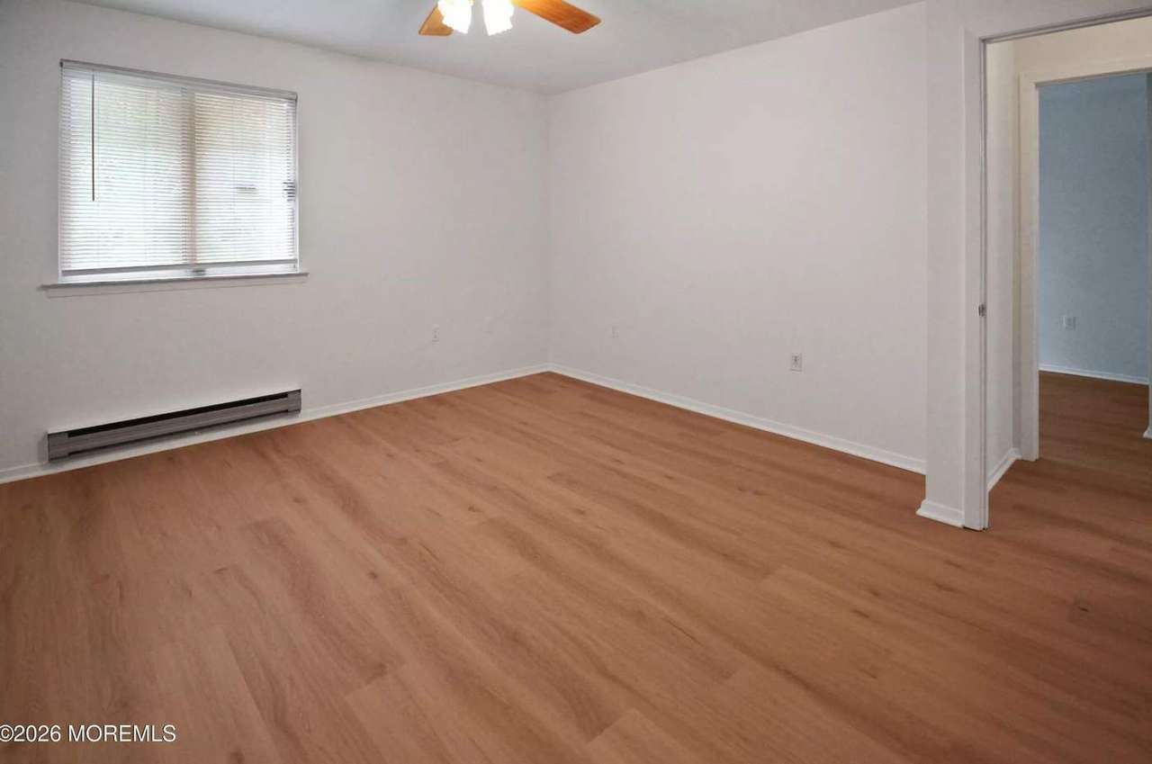 8A Quincy Dr, photo 21