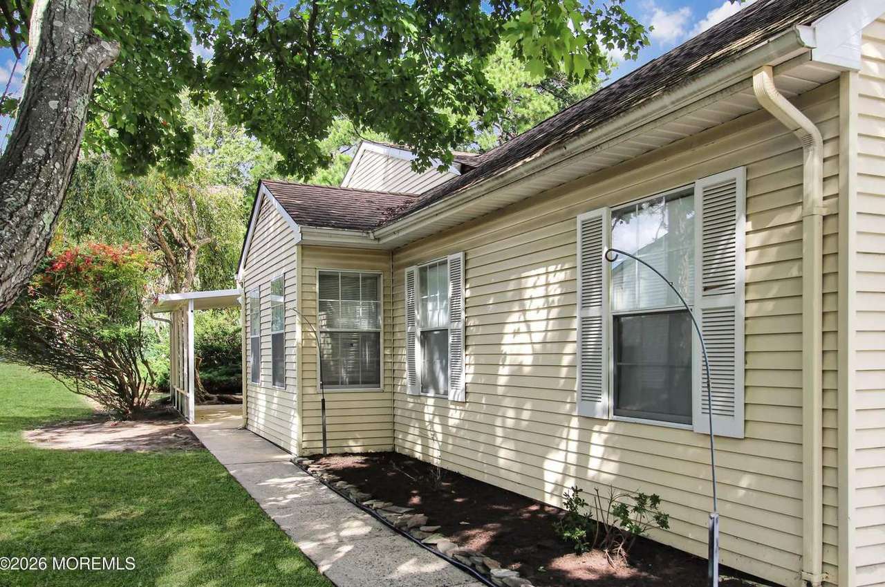 8A Quincy Dr, photo 30