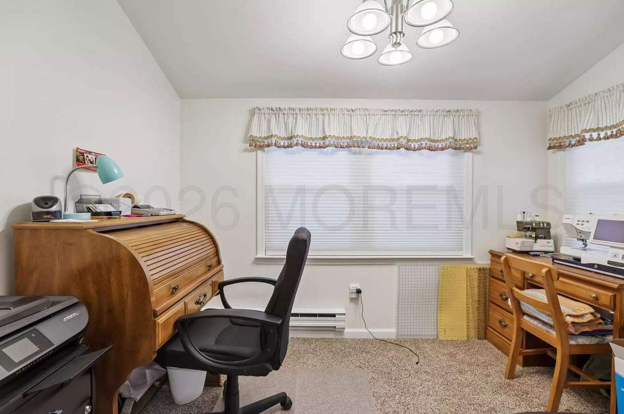 56 Milford Ave, photo 9