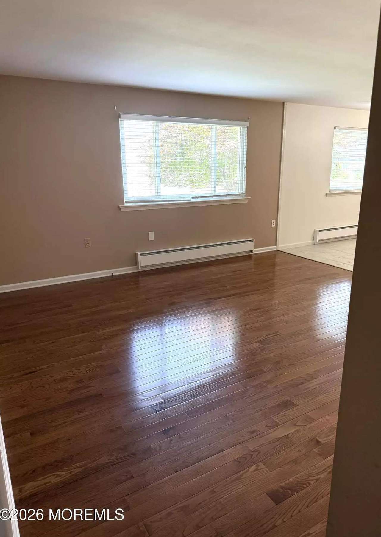 35B Easton Dr, photo 6