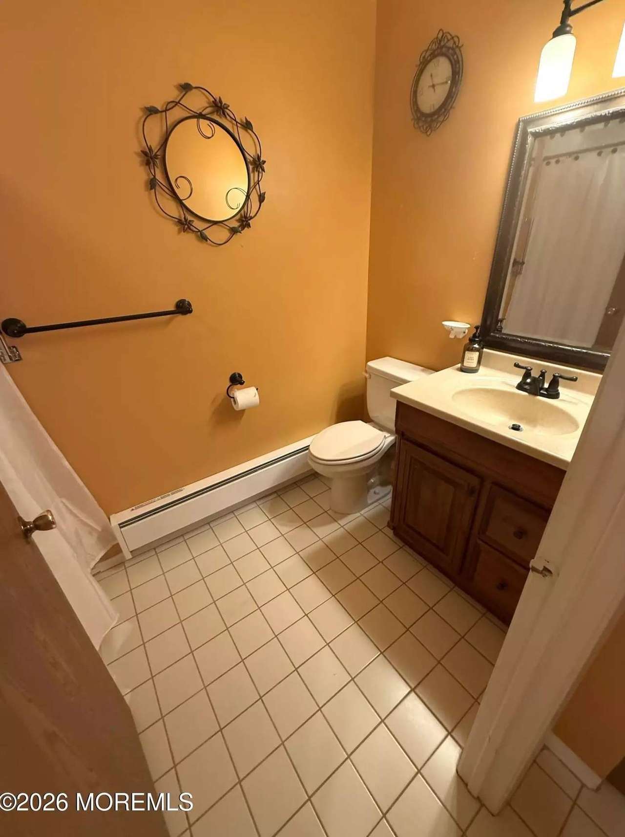 35B Easton Dr, photo 11