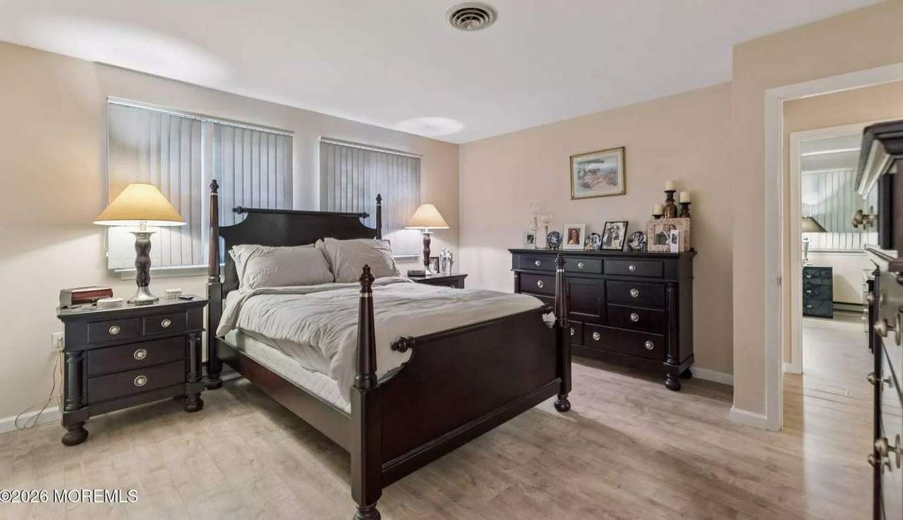 6 Alpine Rd #B, photo 13