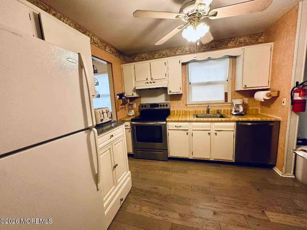 58 Chelsea Dr #70, photo 7