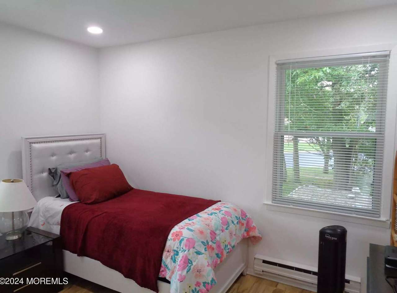 62 Keene St, photo 14