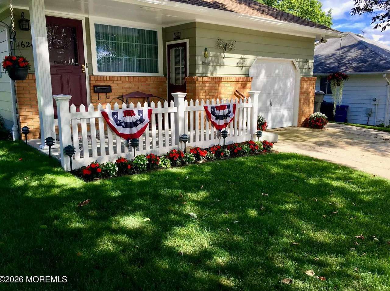 1624 Mt Everest Ln, photo 3